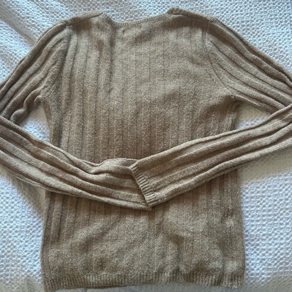 Knit Sweater- M - Picture 3 of 4